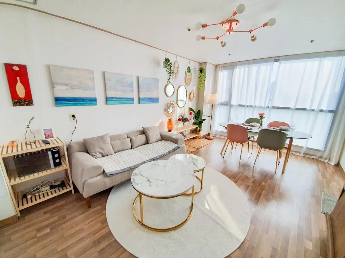 Apartment Fall In The View Seoul